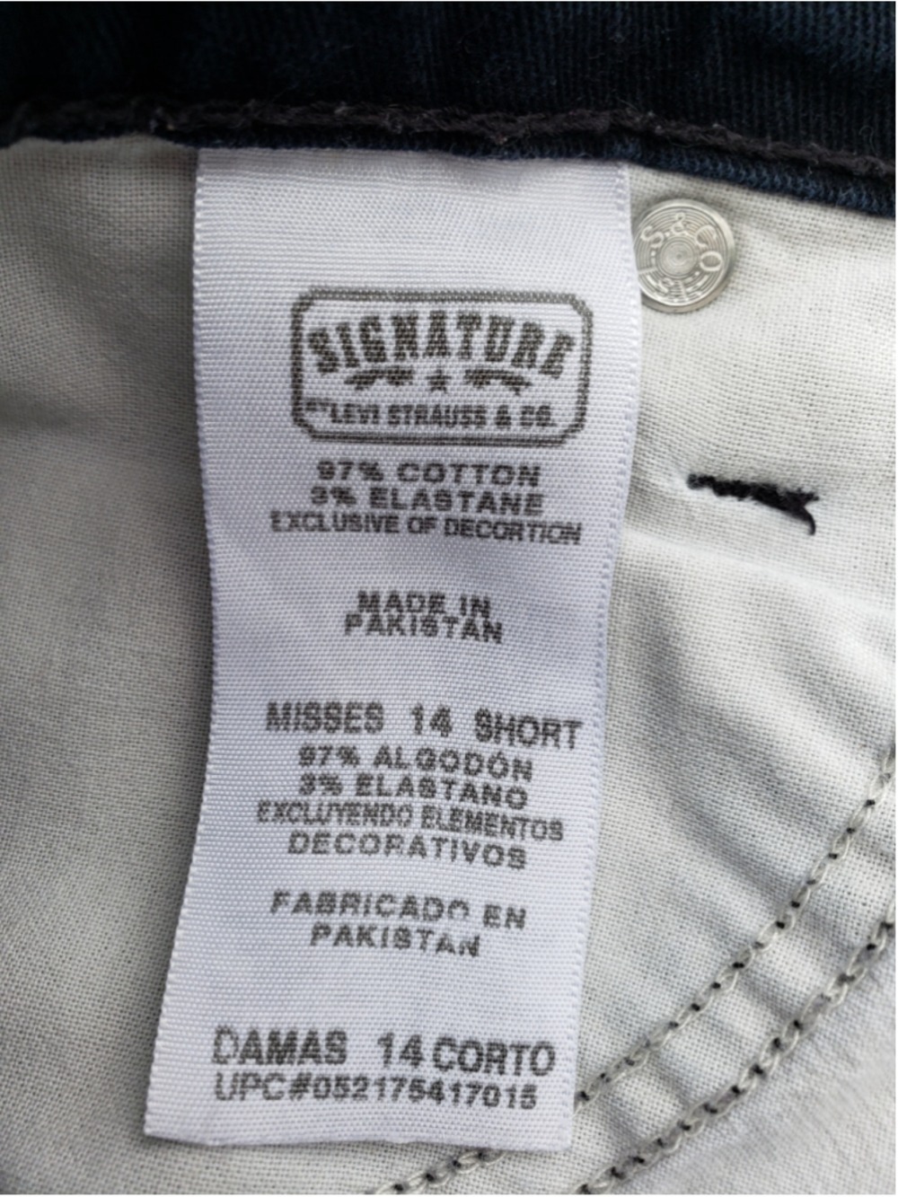 Women's Signature by Levi Strauss & Co. Navy Jeans 14 Short - Picture 4 of 7